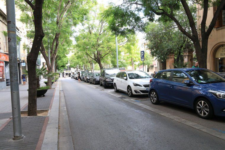 L'avinguda Catalunya serà una de les vies que quedaran tallades trenta minuts abans de la sortida de la cursa, a les 19:30h, i fins el pas del darrer corredor/a