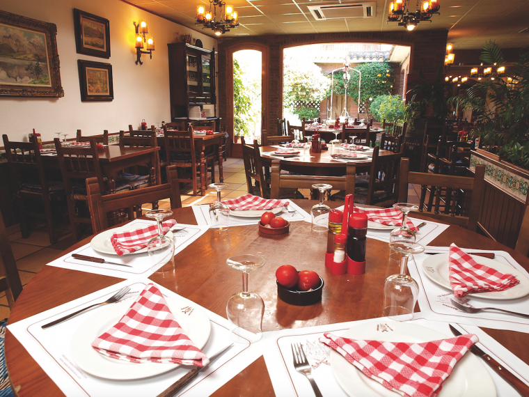 Les carns i les verdures a la brasa, l'especialitat de La Bolera