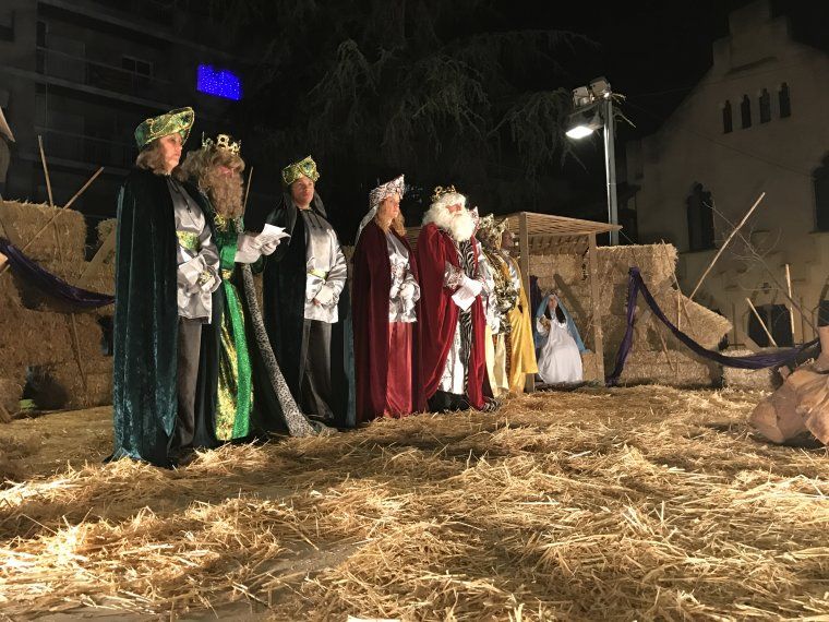 Els Reis d'Orient al pessebre de la plaça de l'Abat Oliba