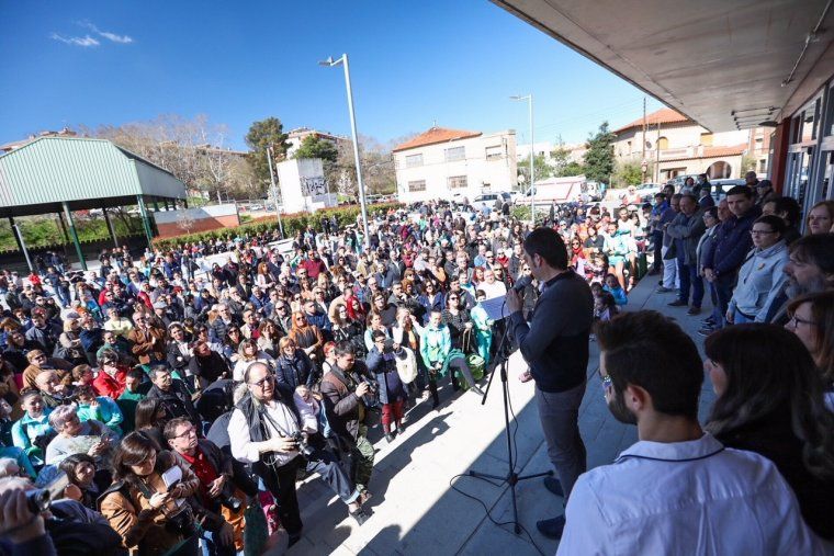 El cerdanyolencs no s'han volgut perdre aquest moment tan important per a la ciutat
