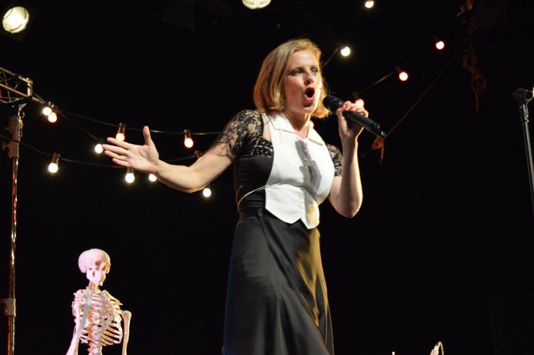 Obre de teatre 'Cabareta' a la Sala Muntaner