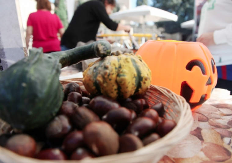 La Castanyada i Halloween conviuen a les ciutats de Catalunya. FOTO: Arxiu