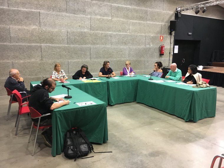 Imatge d'arxiu d'una Junta de Veïns a Bellaterra el 4 d'octubre