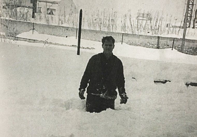 La Nevada de 1962, a Cerdanyola del Vallès. Cedida per Trinidad Heras (TOT Cerdanyola, 442) La Nevada de 1962, a Cerdanyola del Vallès. Cedida per Trinidad Heras (TOT Cerdanyola, 442)