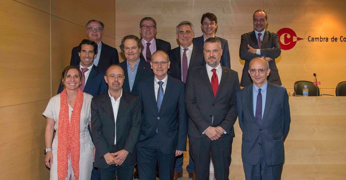 Sisquella, al mig de la segona fila, nou membre de la Cambra de Comerç de Sabadell