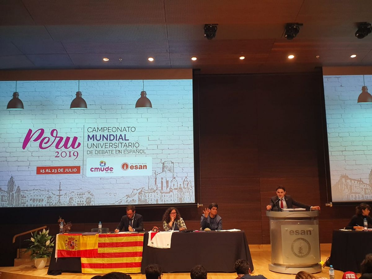 Gorka Samaniego en un moment del Campionat mundial de Debat