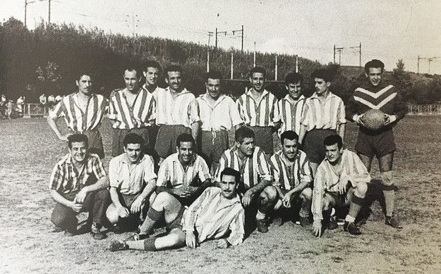 Equip de Futbol de Cerdanyola, als anys 50, al camp d'Adan i Eva (TOT Cerdanyola, 314)   Foto Escursell. Cedida per Família Prieto