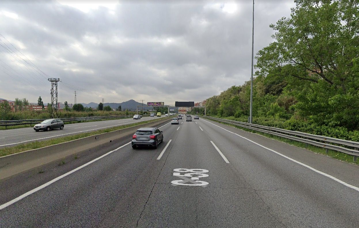 Tram de la C-58 a Ripollet Tram de la C-58 a Ripollet
