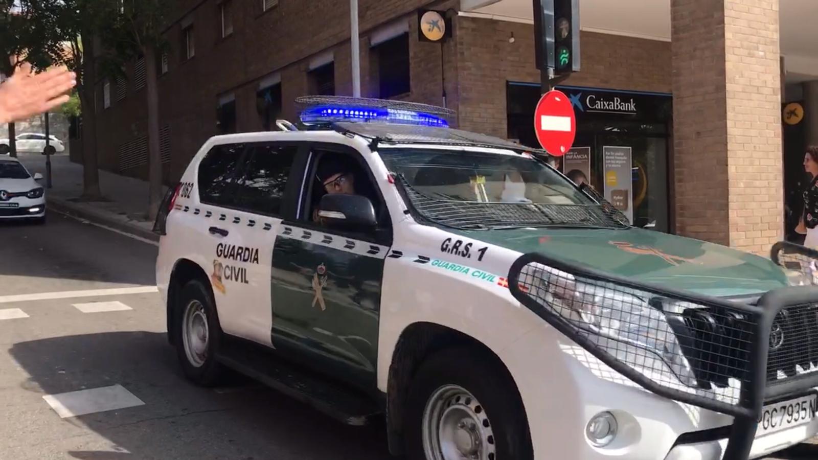 Cotxe de la Guàrdia Civil a Cerdanyola