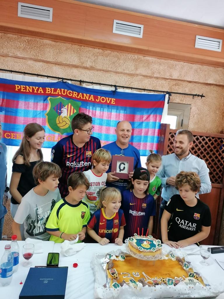 Els joves de la Penya amb Abel Moreno i Carlos Cordón