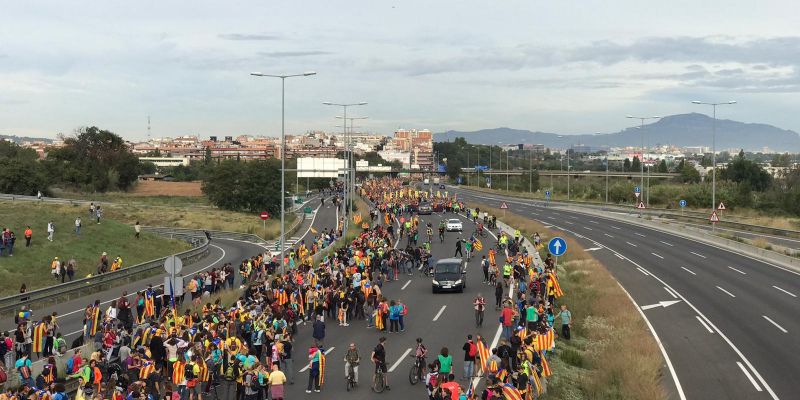 Els cerdanyolencs se sumen a la Marxa per la Llibertat a la C-58