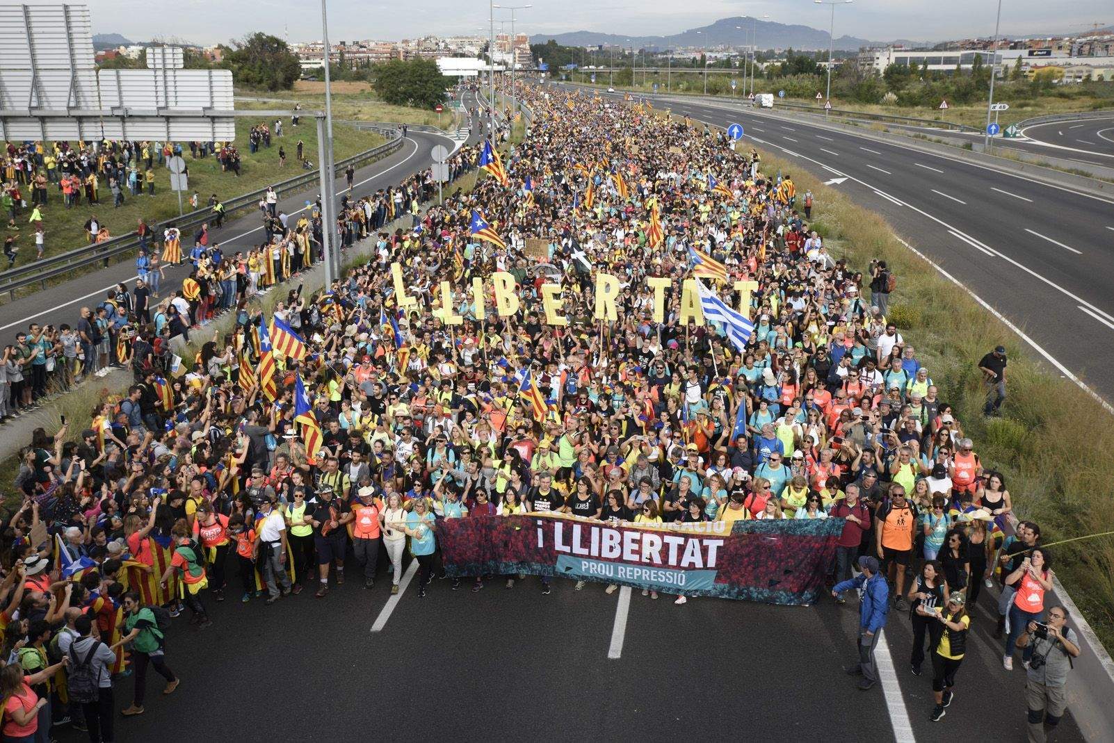 Marxa per la llibertat en resposta a la sentència del Tribunal Suprem. FOTO: Bernat Millet