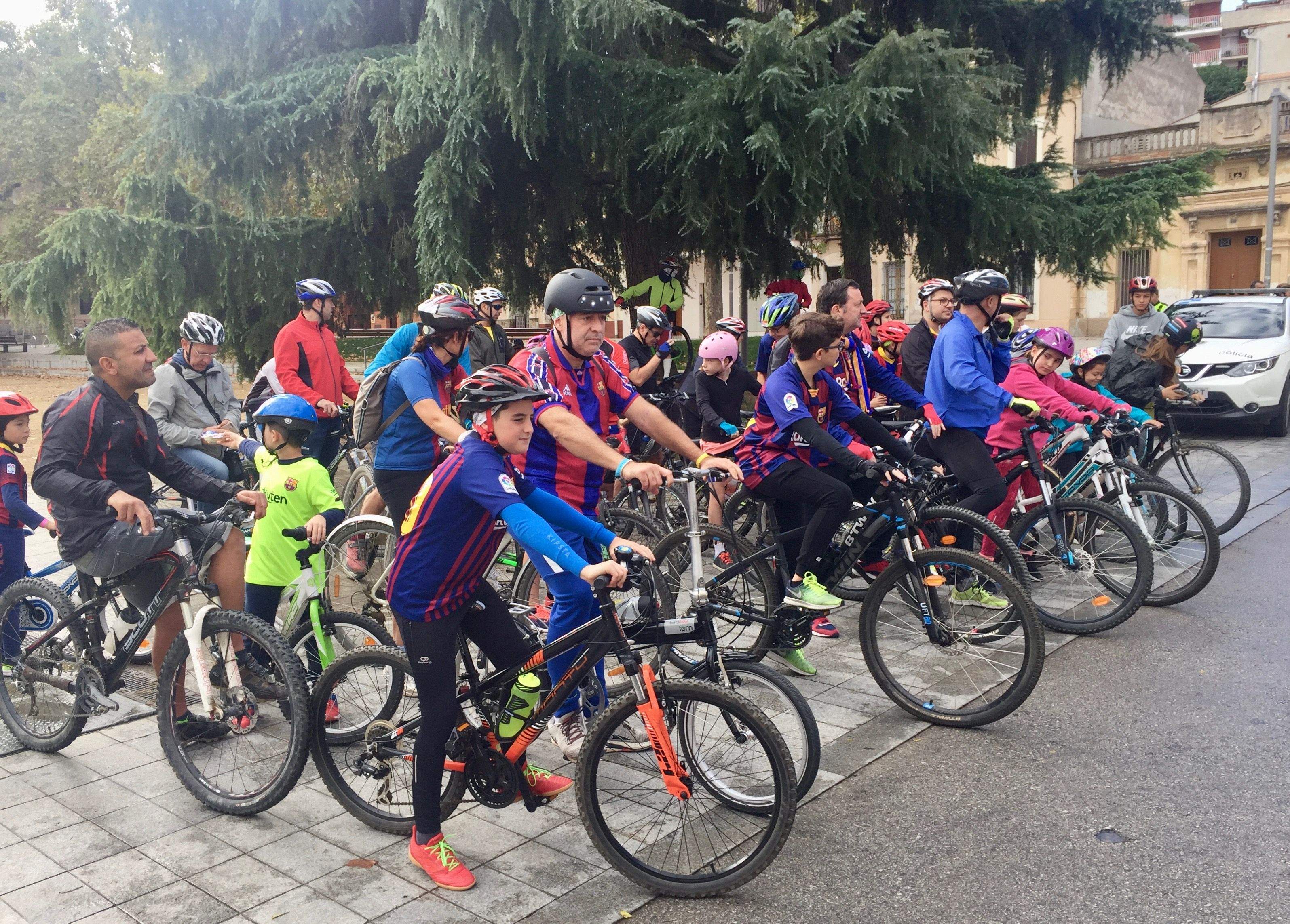 La pedalada ha estat la primera activitat del programa de la Festa de Tardor d'aquest any