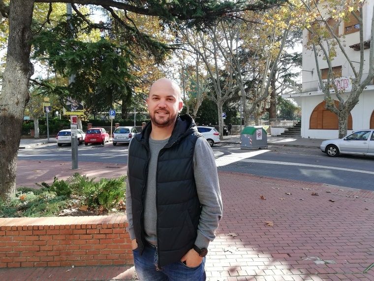 Aleix Giol és el coordinador de la iniciativa solidària Cap Nen Sense Pilota | TONI ALFARO