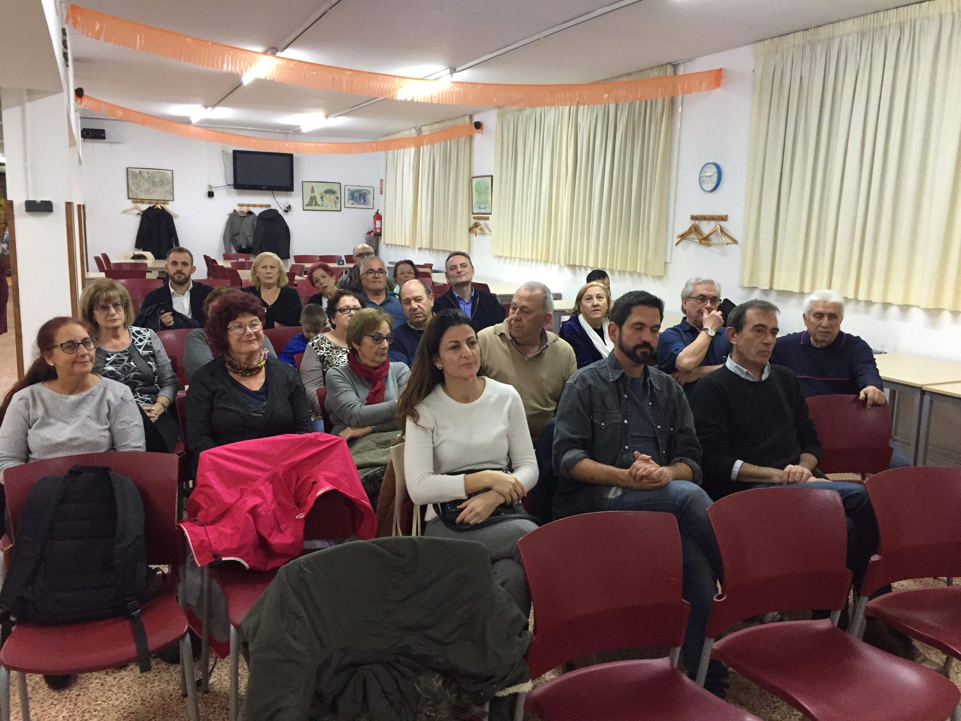 Els veïns de Les Fontetes presenten la seva nova revista 