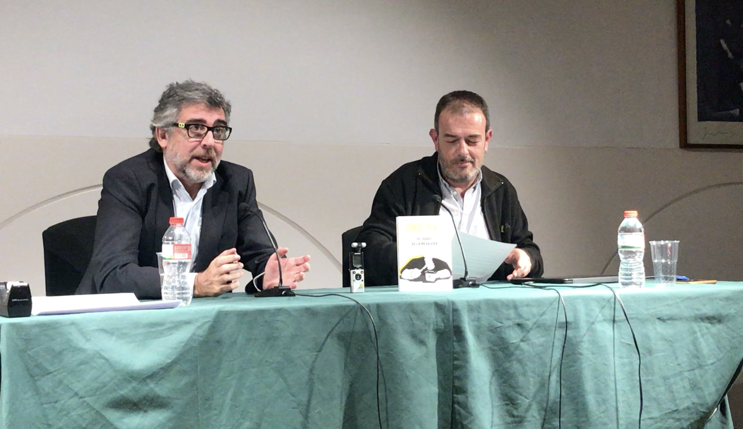L'advocat Jordi Pina i el regidor de Junts per Cerdanyola, Joan Sánchez. FOTO: Mónica García L'advocat Jordi Pina i el regidor de Junts per Cerdanyola, Joan Sánchez. FOTO: Mónica García