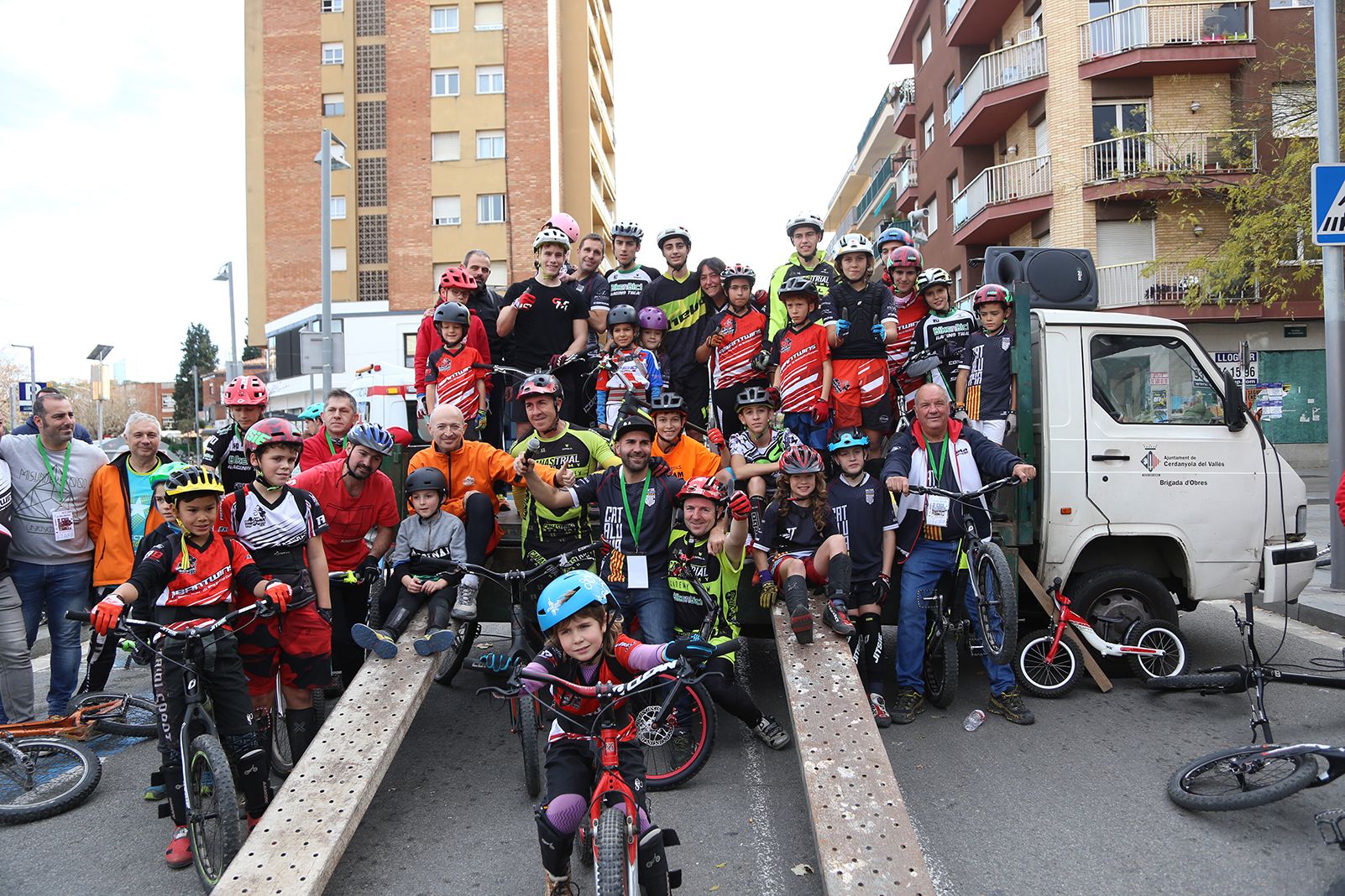 La participació a la competició ha sigut molt alta, superant els 60 riders