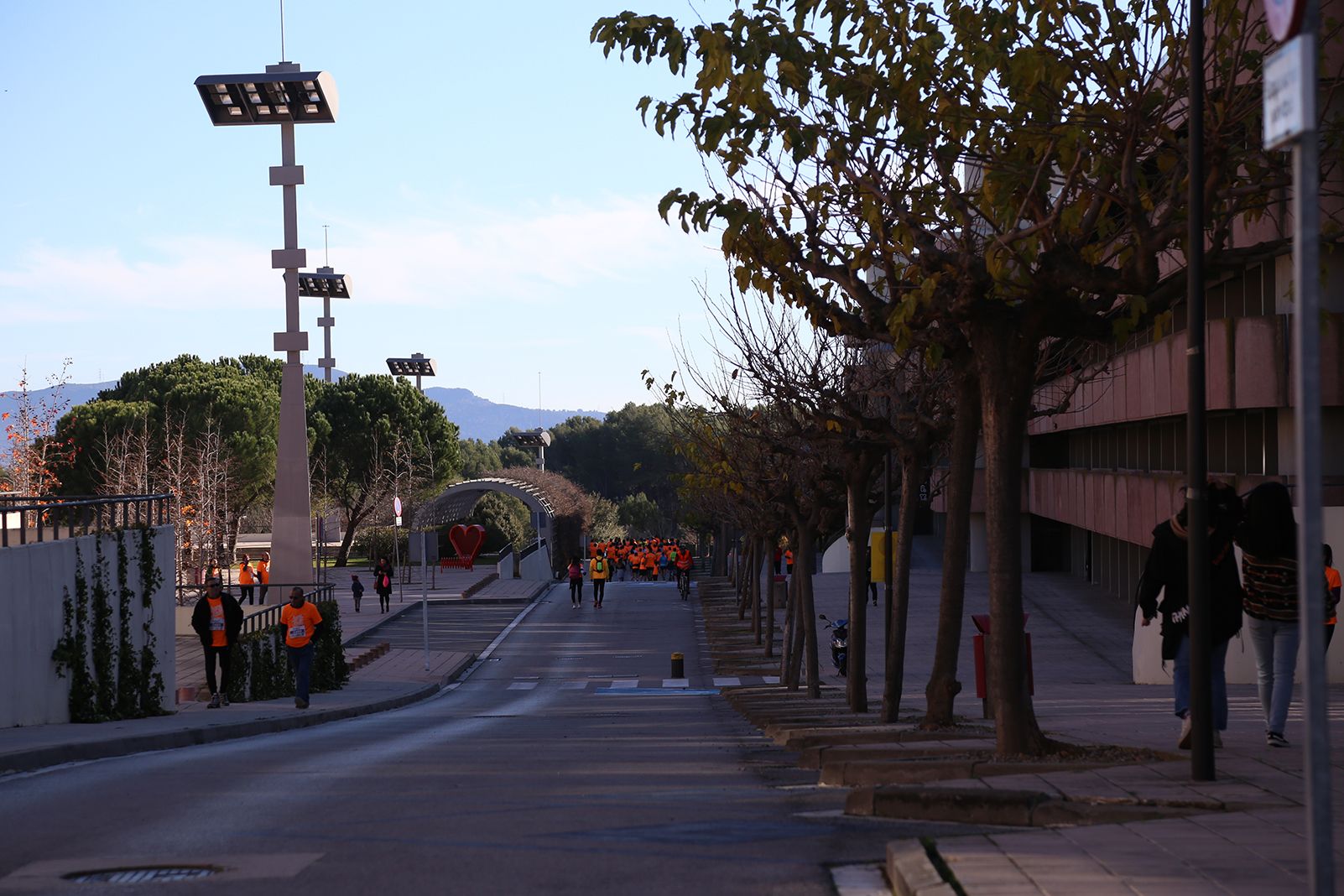 La Cursa de la UAB ha passat, per primer cop, pels carrers del centre de Cerdanyola