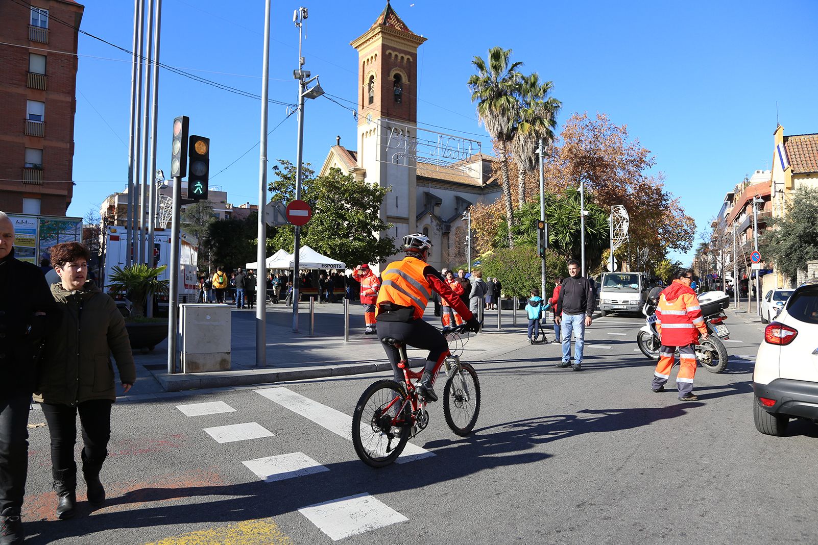 La Cursa de la UAB ha passat, per primer cop, pels carrers del centre de Cerdanyola