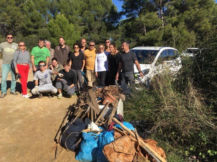 Part de la brossa recollida durant la primera edició de la jornada. FOTO: Bellaterra Diari