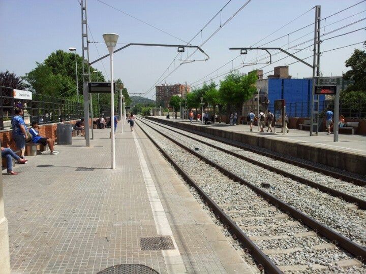 Estació de Rodalies de Cerdanyola. FOTO: Adrián M. 