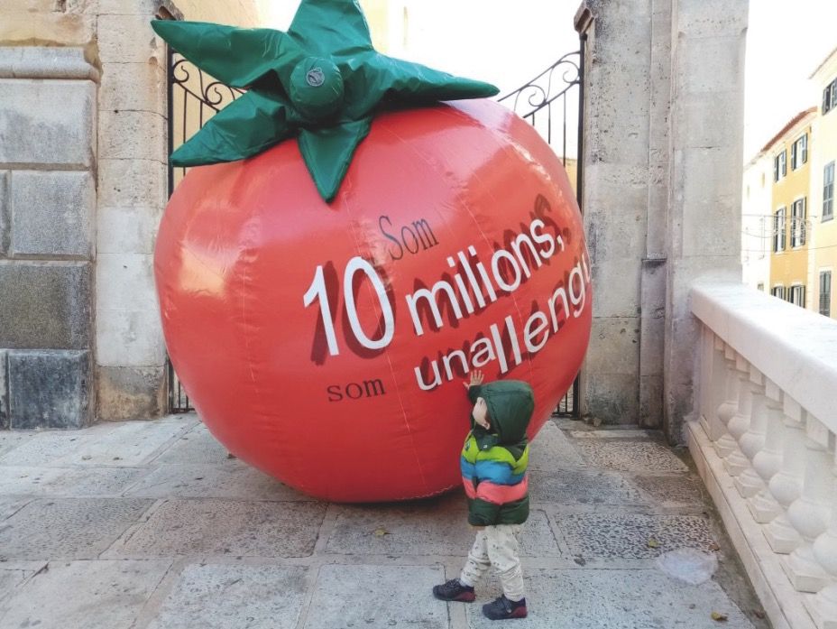 La campanya Som 10 milions, som una llengua. FOTO: Cedida La campanya Som 10 milions, som una llengua. FOTO: Cedida