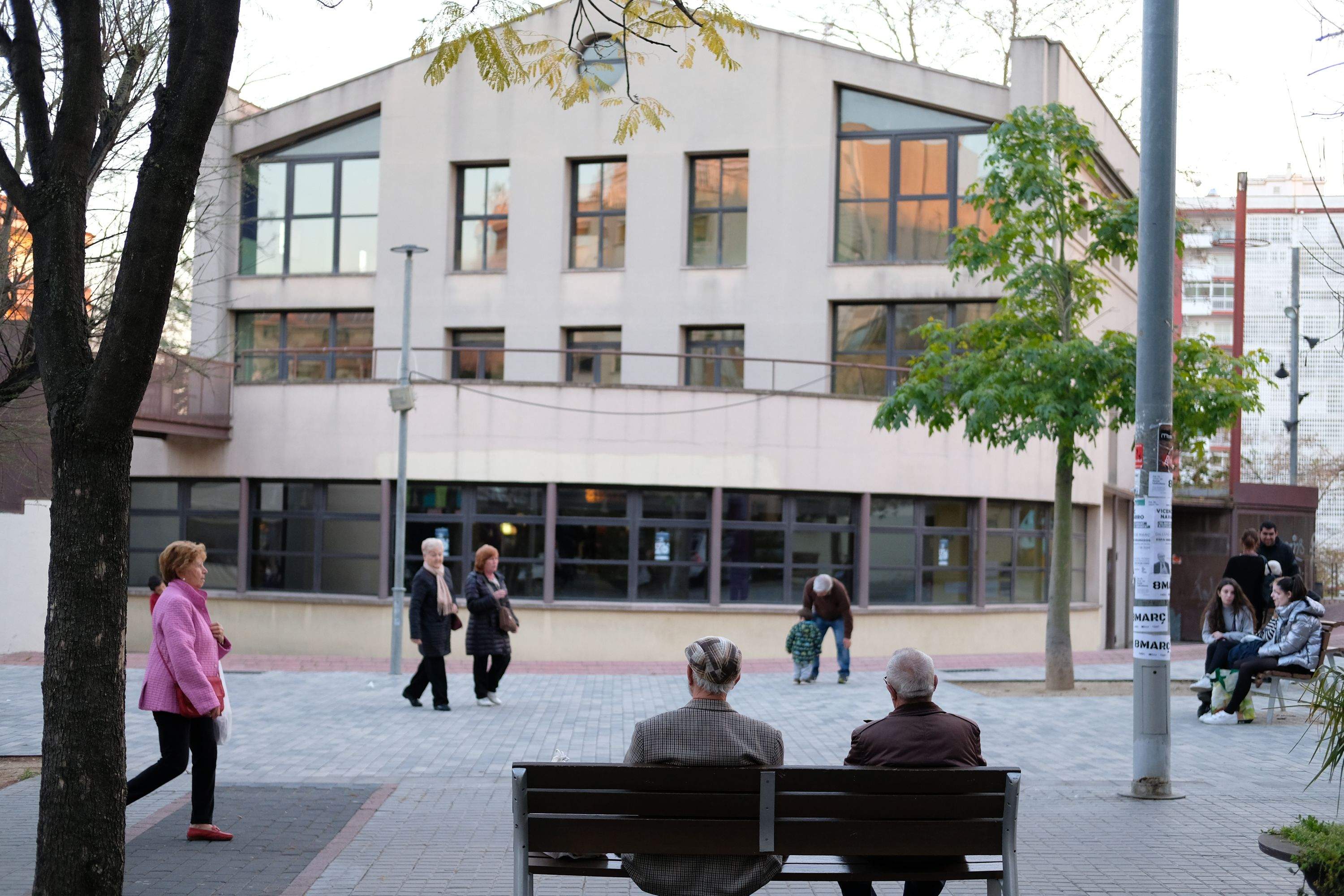 Un dia de fred a Cerdanyola. FOTO: Ale Gómez