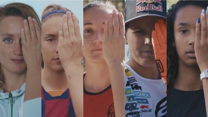 Mireia Belmonte, Alèxia Putellas, Laia Palau, Laia Sanz i Maria Vicente.