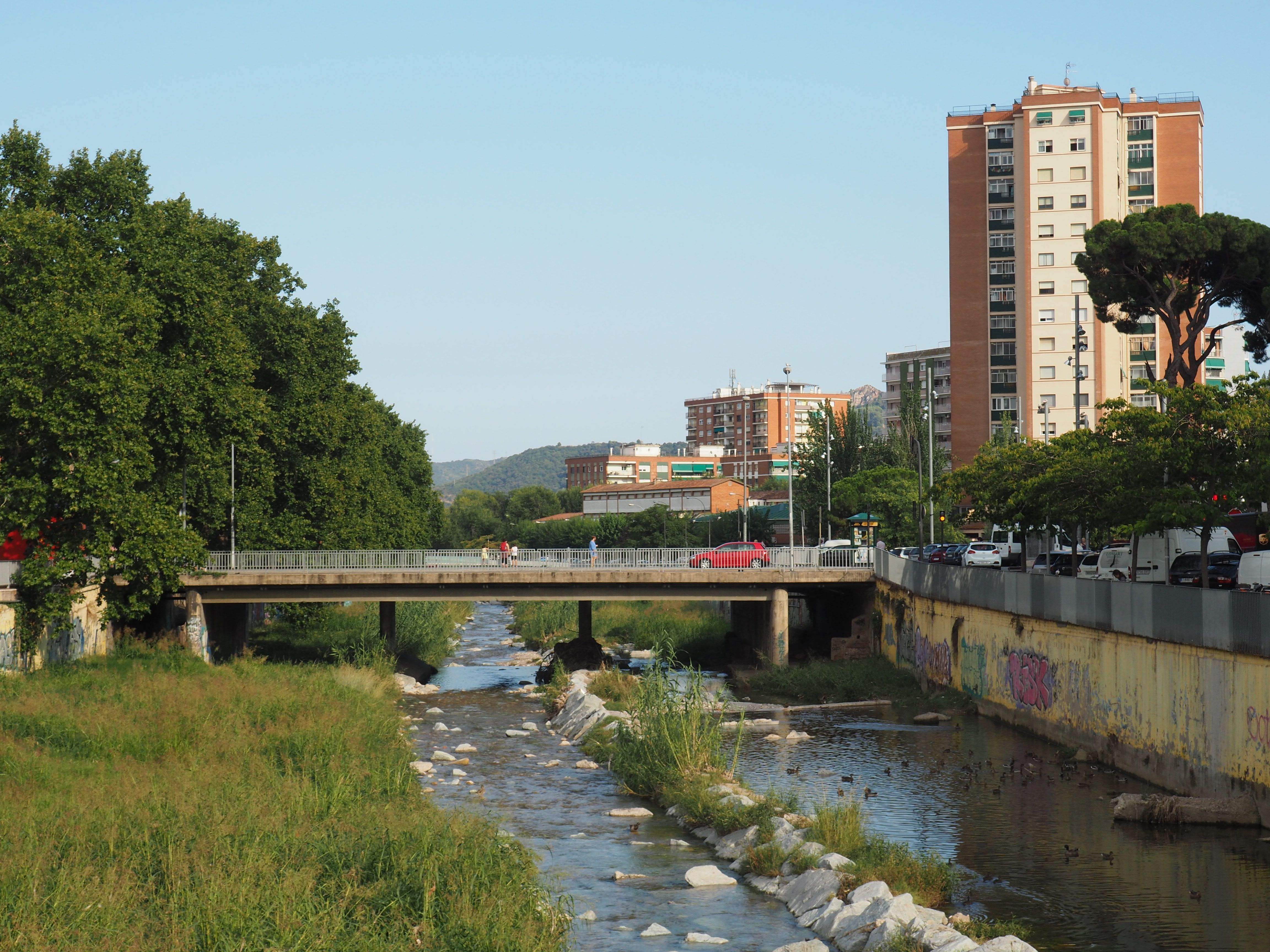 Un dia de sol a Cerdanyola. FOTO: Mónica GM Un dia de sol a Cerdanyola. FOTO: Mónica GM
