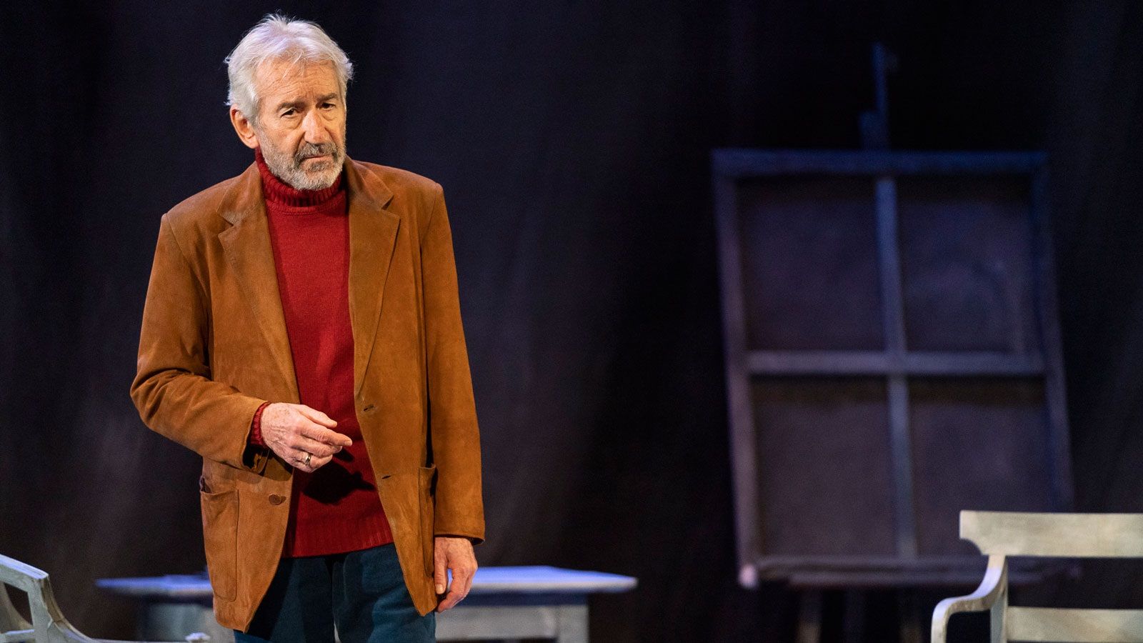 José Sacristán és el protagonista de Señora de rojo sobre fondo gris.  José Sacristán és el protagonista de Señora de rojo sobre fondo gris.
