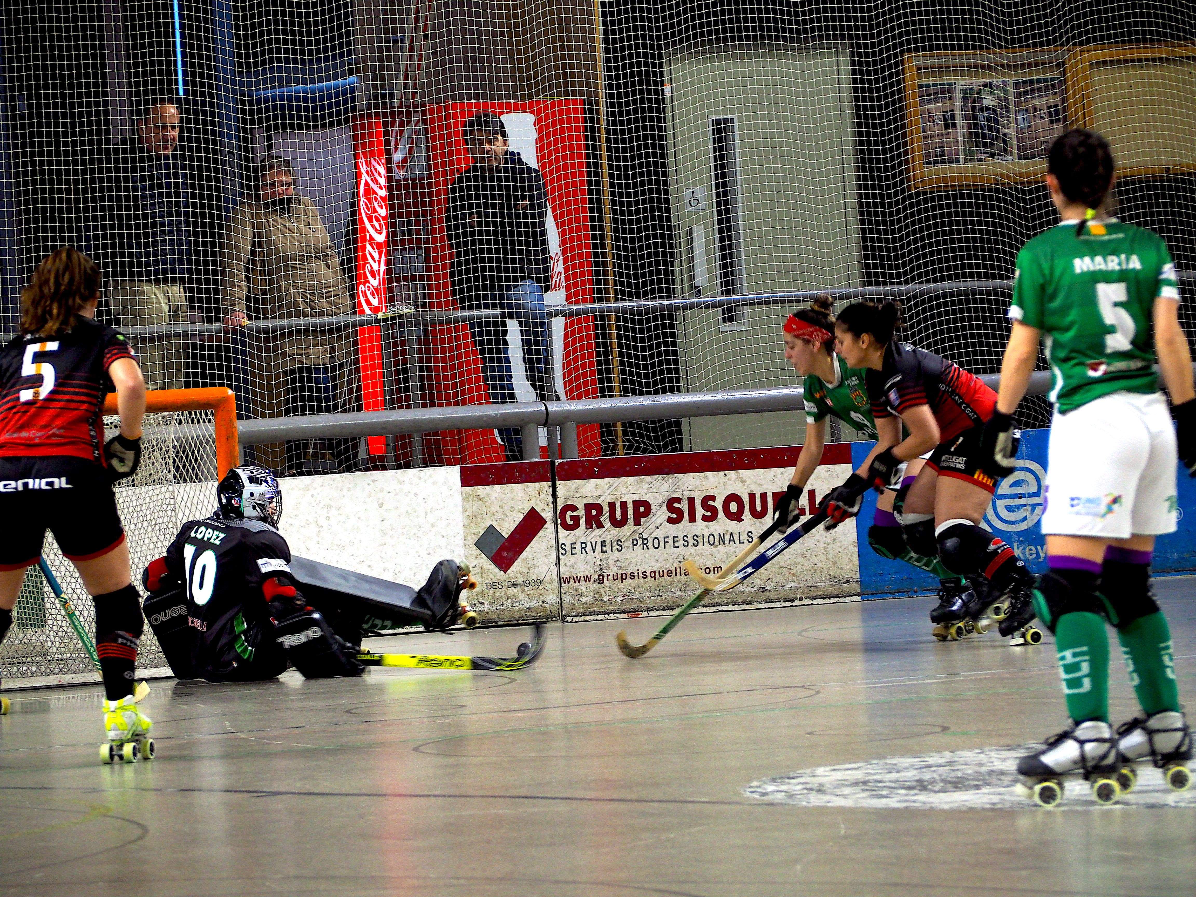 Instant del partit entre el Cerdanyola CH i el PCH Sant Cugat Instant del partit entre el Cerdanyola CH i el PCH Sant Cugat