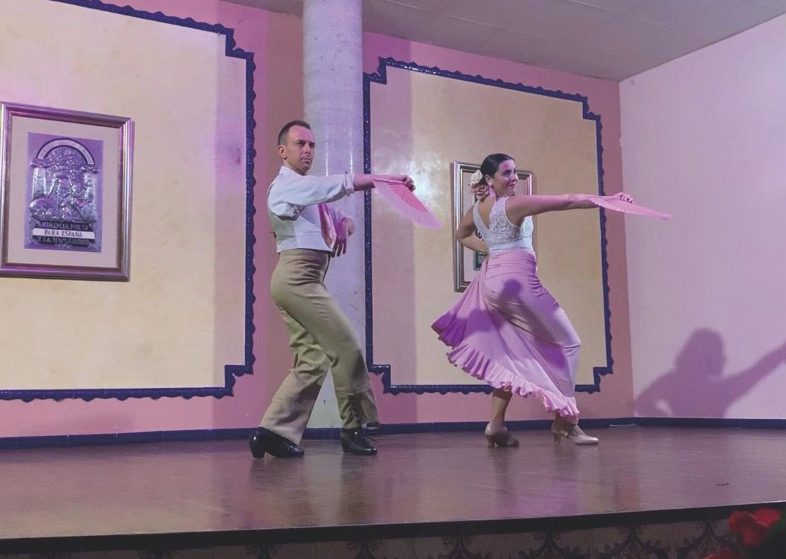 Ballarins de la Casa de Andalucía en una actuació anterior. FOTO: Cedida