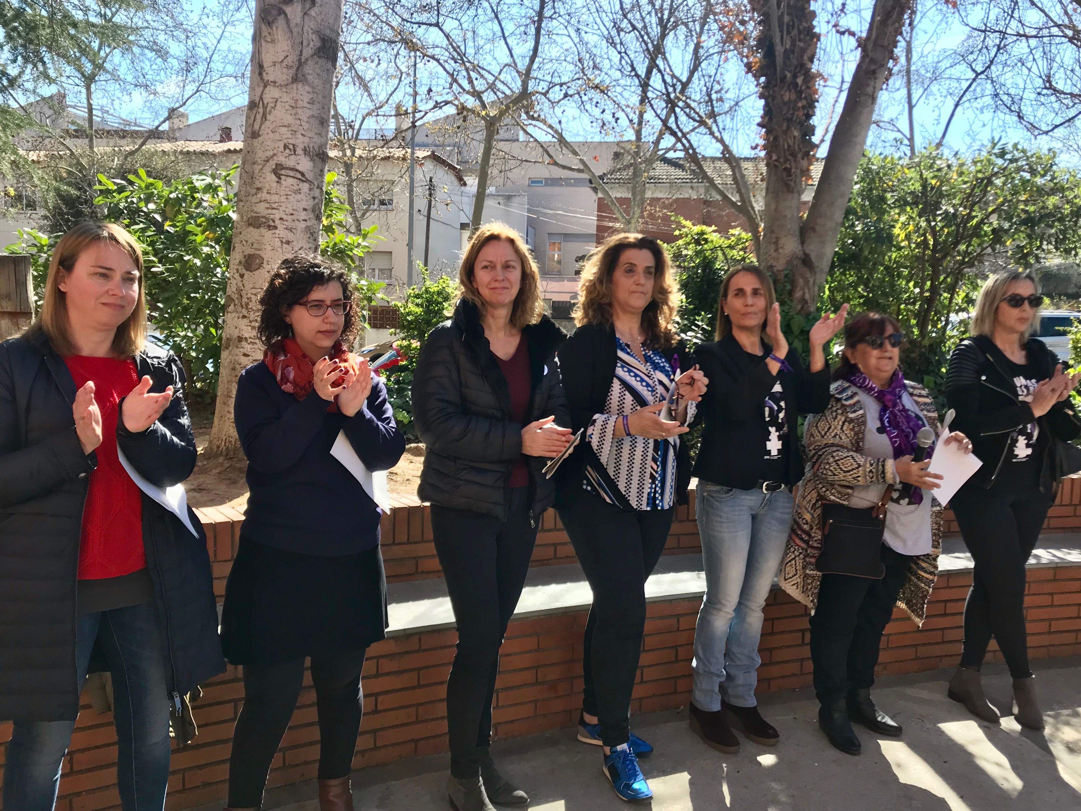 Lectura del manifest institucional