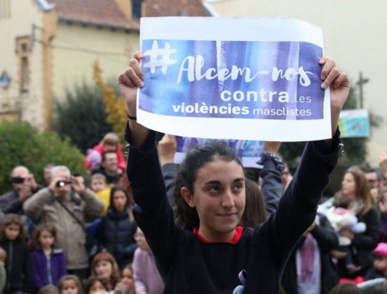 Acció de rebuig a les violències masclistes a Cerdanyola. FOTO: Lali Álvarez Acció de rebuig a les violències masclistes a Cerdanyola. FOTO: Lali Álvarez