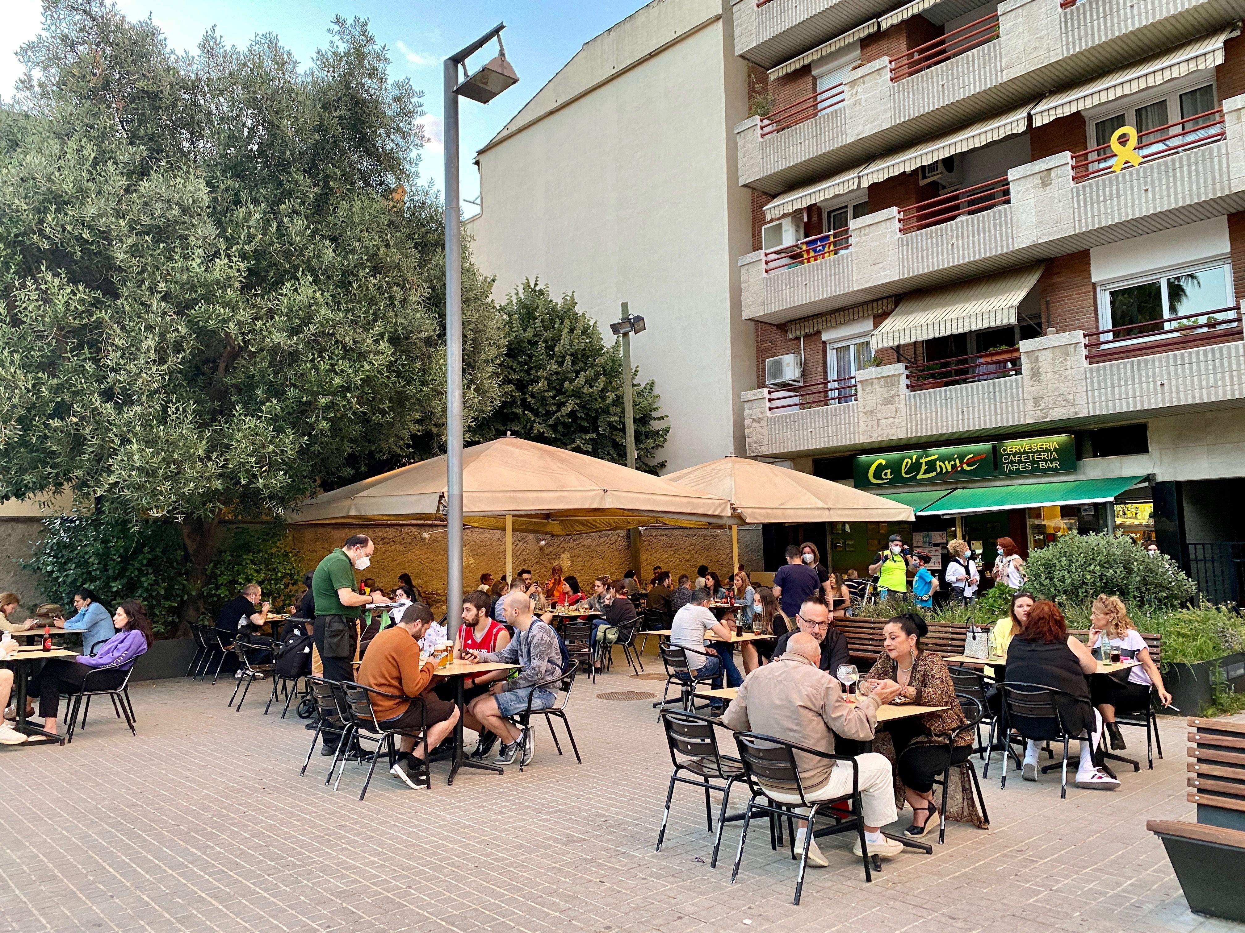 Una terrassa de Cerdanyola després del confinament. FOTO: Laura Arias