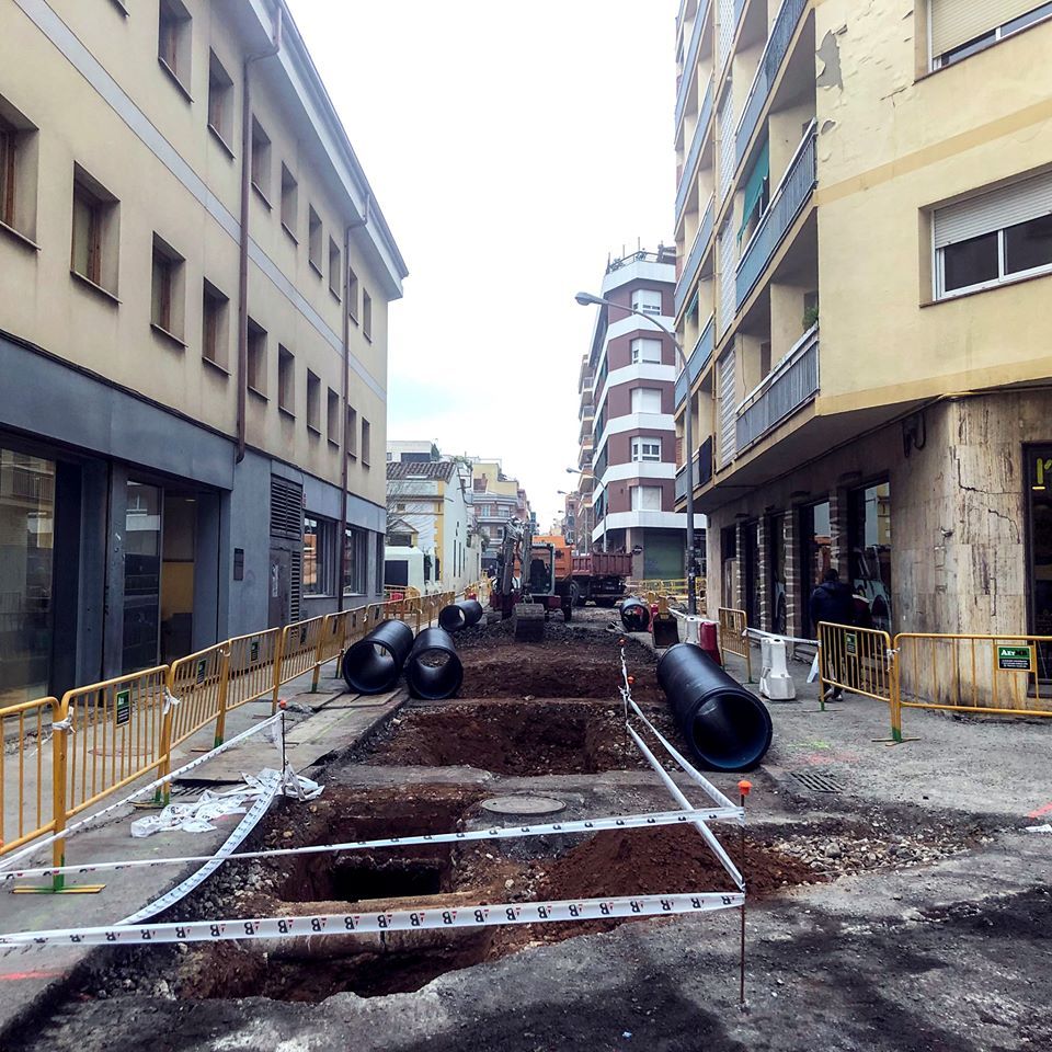 Obres al carrer de Santa Marcel·lina. FOTO: Ajuntament de Cerdanyola