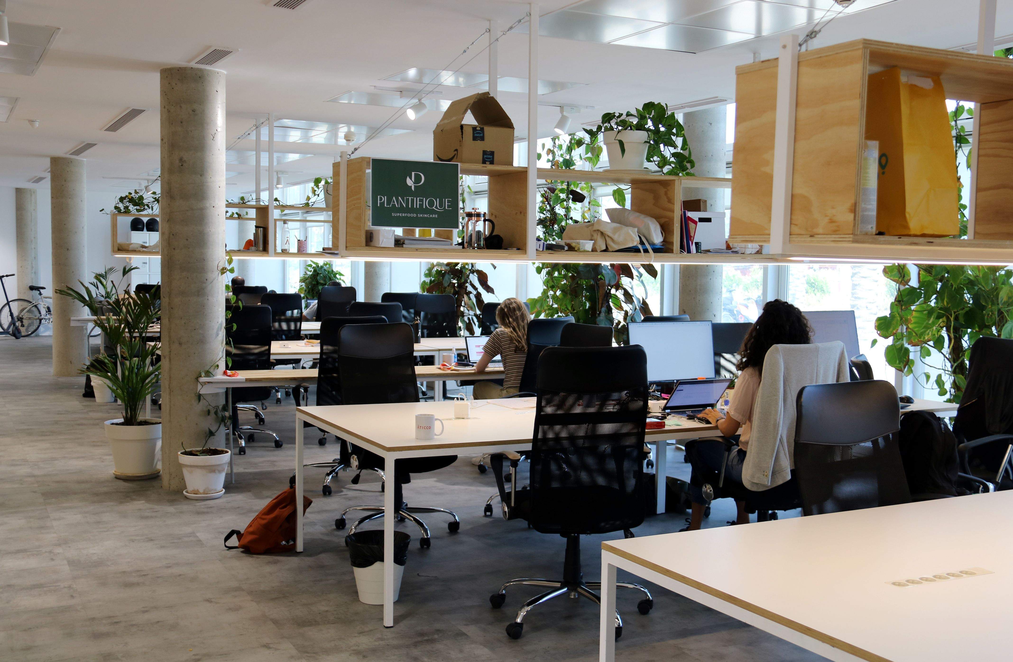 Salut recomana però no obliga a portar mascareta als treballadors mentre estan a l'oficina.