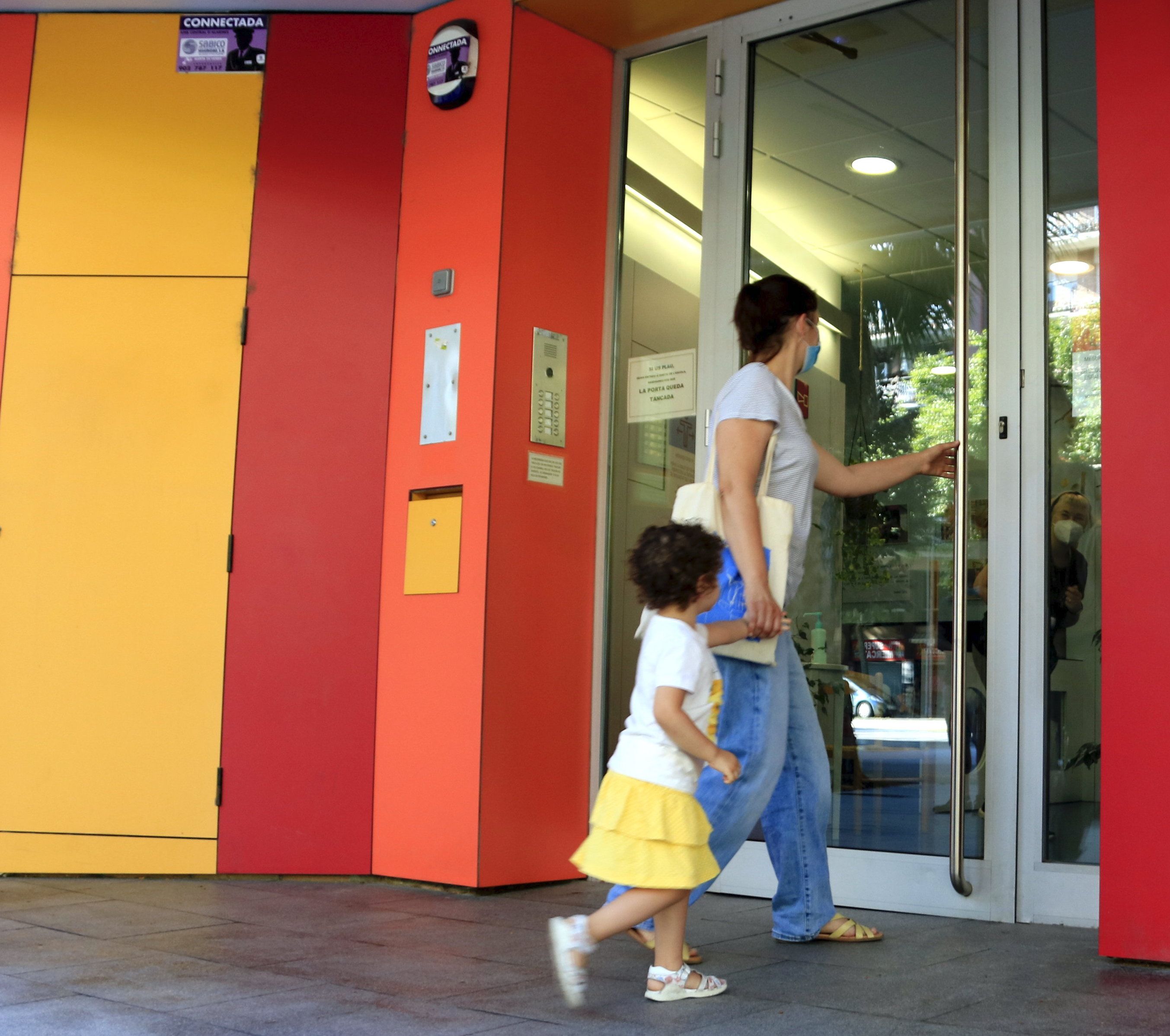 La sessió informativa se centrarà en la preinscripció als cursos de P3. FOTO: ACN