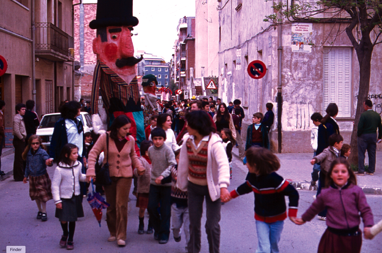 La cercavila popular s'ha mantingut durant els anys. FOTO: Pepe Urbano La cercavila popular s'ha mantingut durant els anys. FOTO: Pepe Urbano