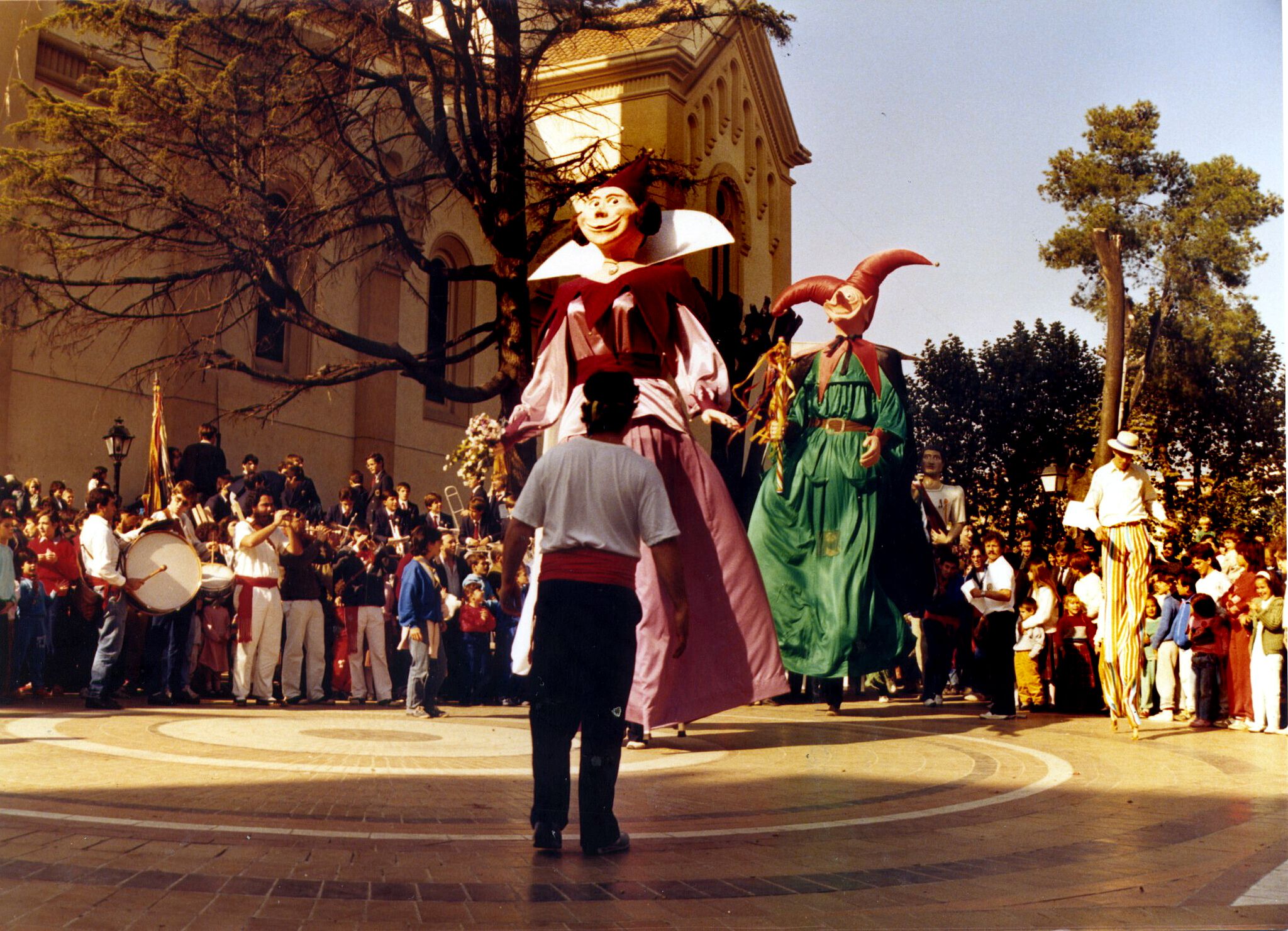 La cercavila de Sant Martí a finals dels anys 80. Autor: Pepe Urbano