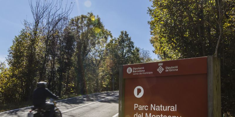 En moto, circular a la velocitat permesa   Parc Natural del Montseny   Ricard Badia   Diputació de Barcelona