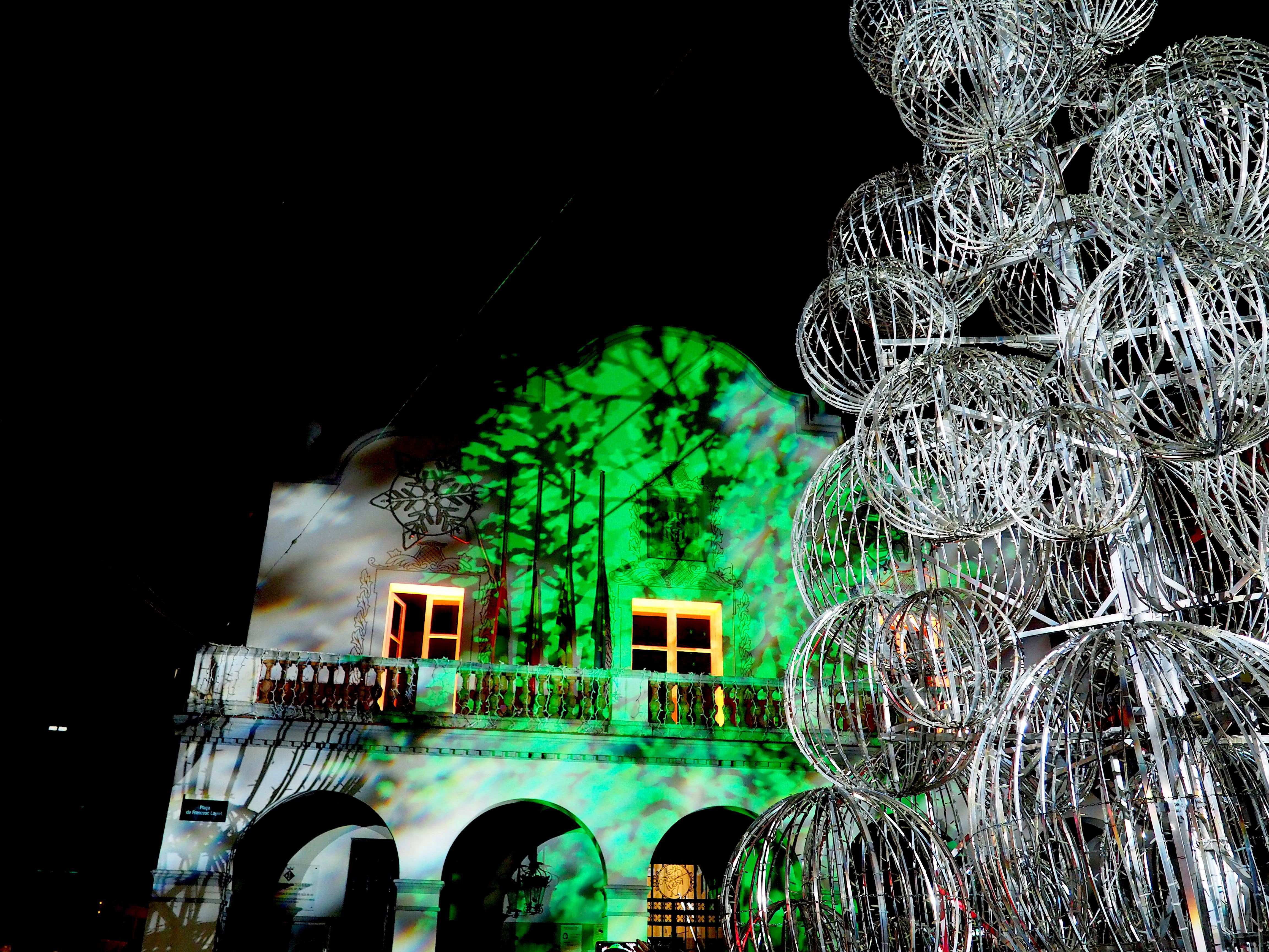 Encesa dels llums de Nadal a Cerdanyola. FOTO: Mónica GM