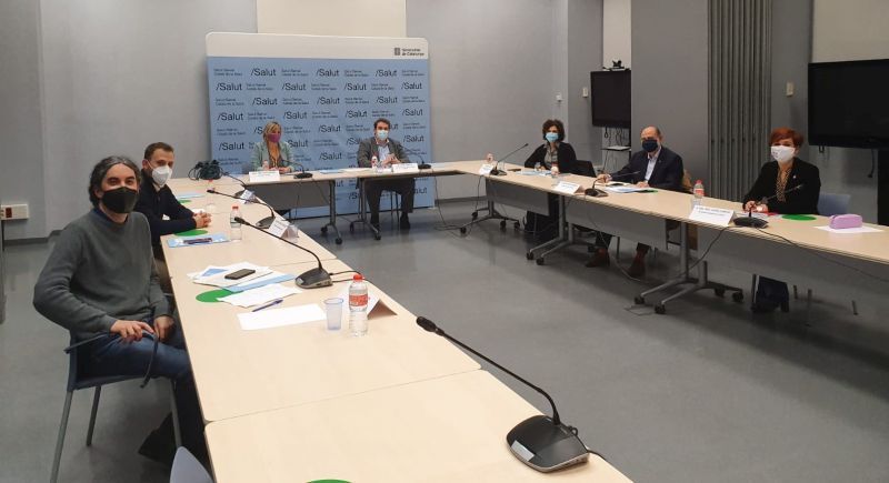 Els alcaldes i alcaldesses dels municipis implicats reunits amb la consellera de Salut / Ajuntament de Cerdanyola