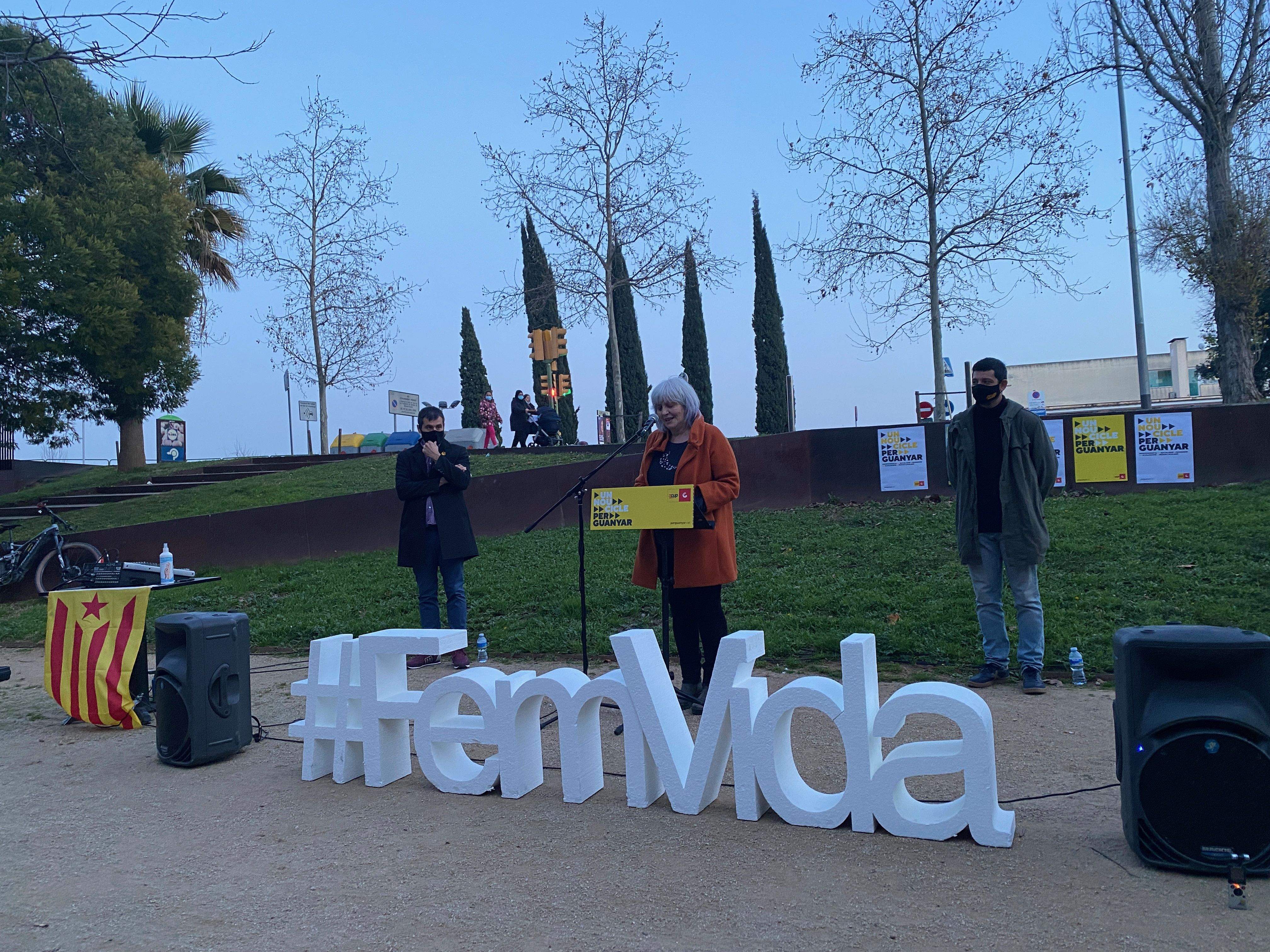 Dolors Sabater, Carles Escolà i Xavi Pellicer en l'acte de campanya de CUP i Guanyem / Laura Arias Dolors Sabater, Carles Escolà i Xavi Pellicer en l'acte de campanya de CUP i Guanyem / Laura Arias