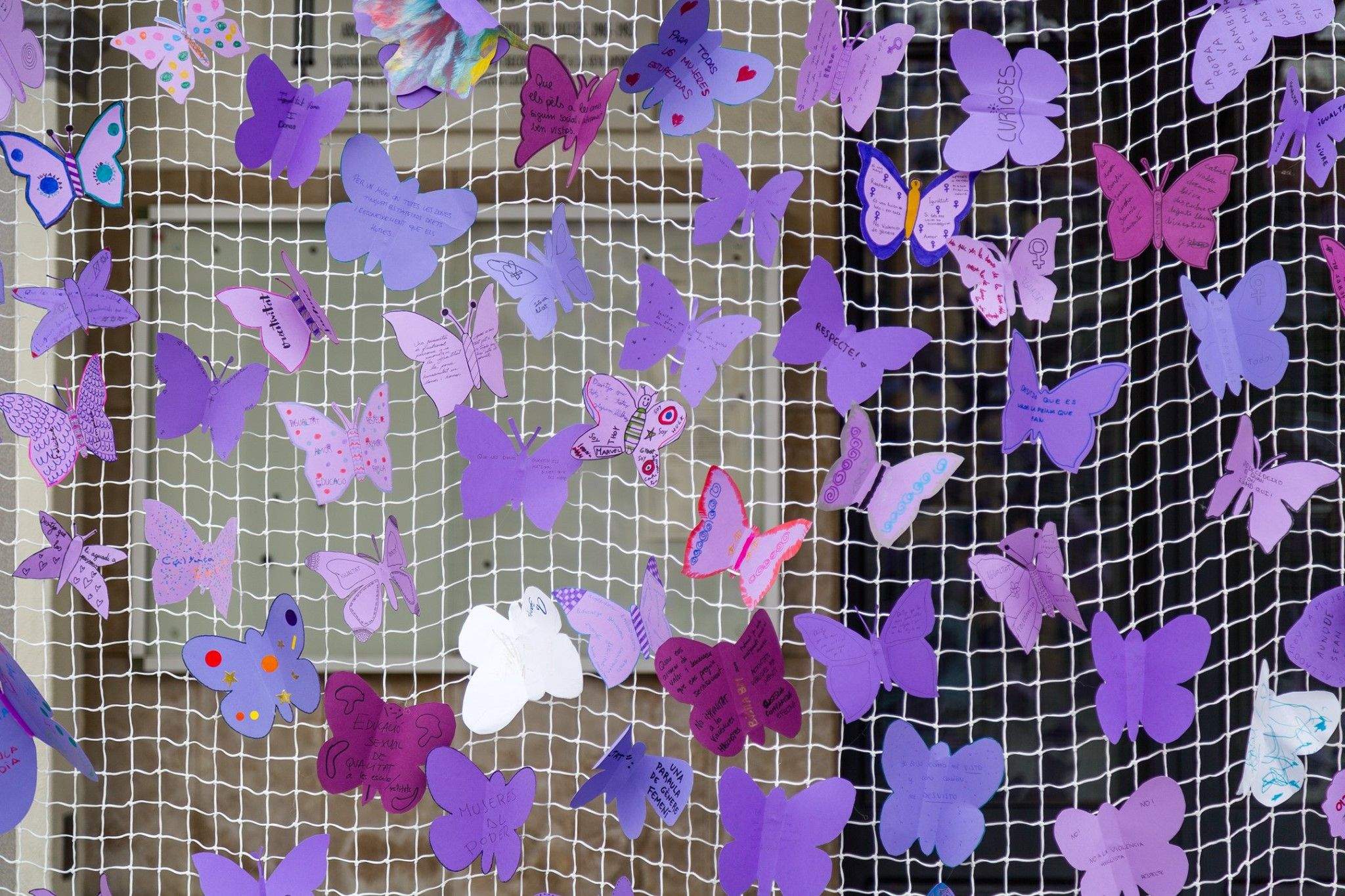 Papellones liles omplen Cerdanyola / Ajuntament de Cerdanyola