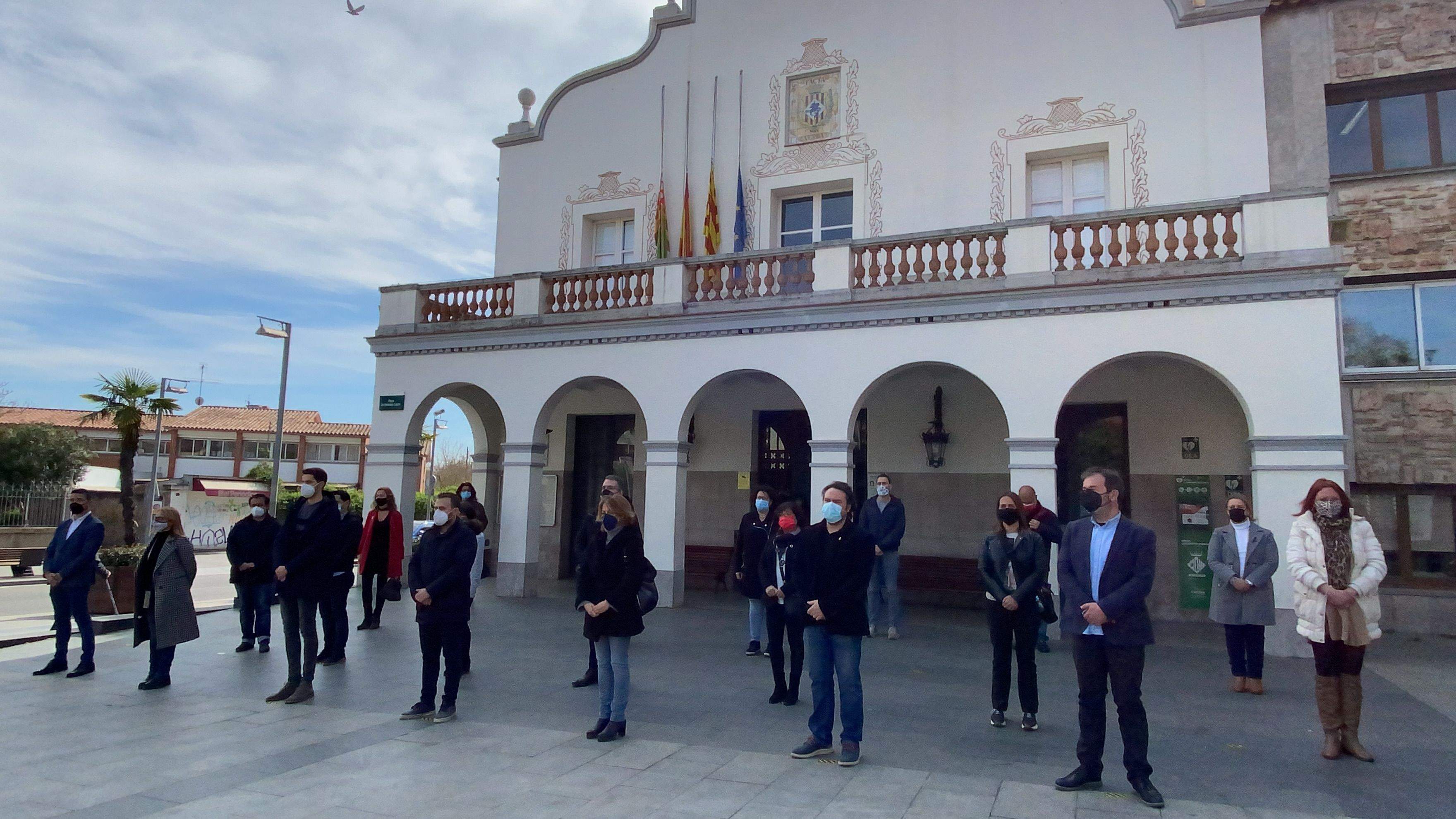 Minut de silenci en record a les víctimes del terrorisme. FOTO: Mónica GM