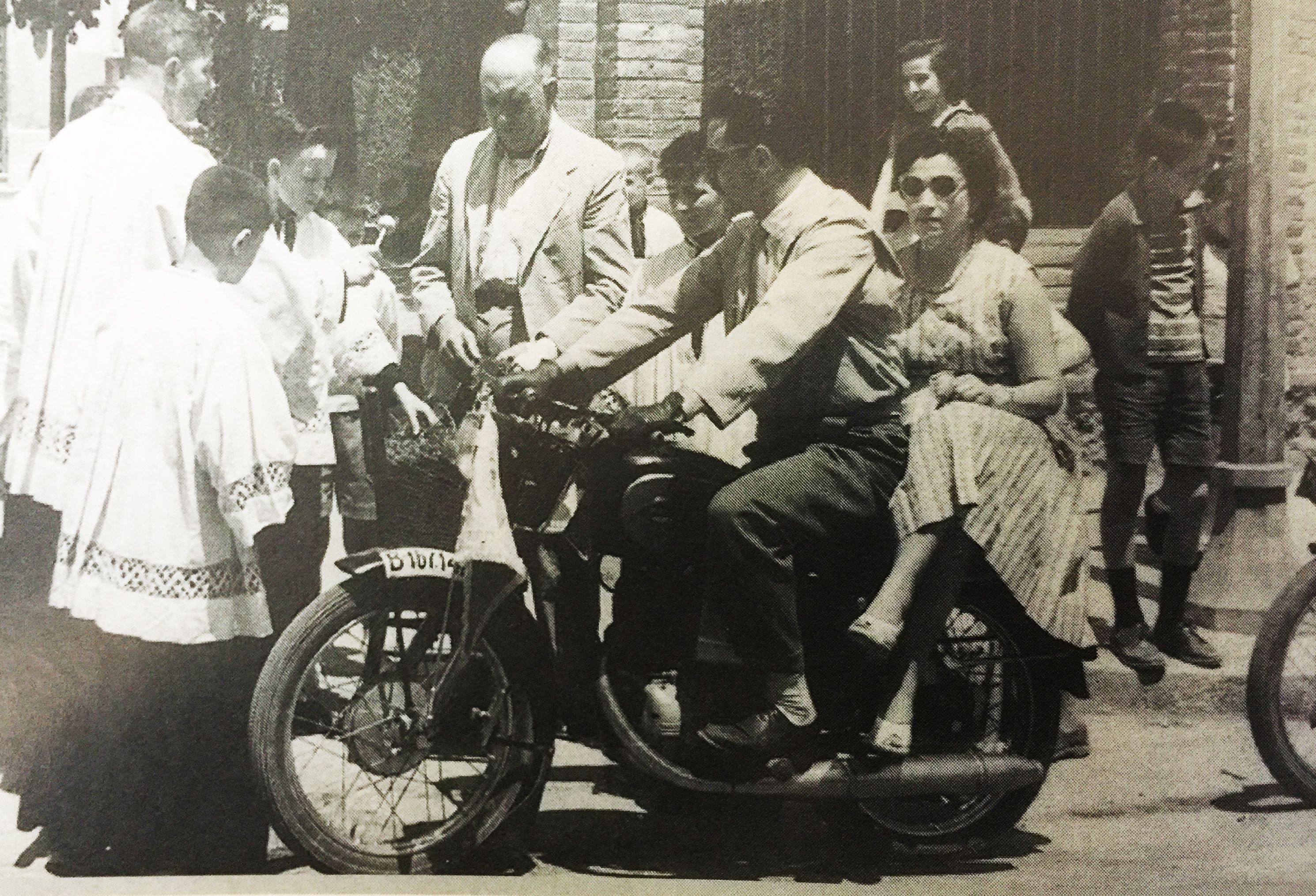 Festivitat de Sant Cristòfol l'any 1959. FOTO: Cedida per la Família Prieto