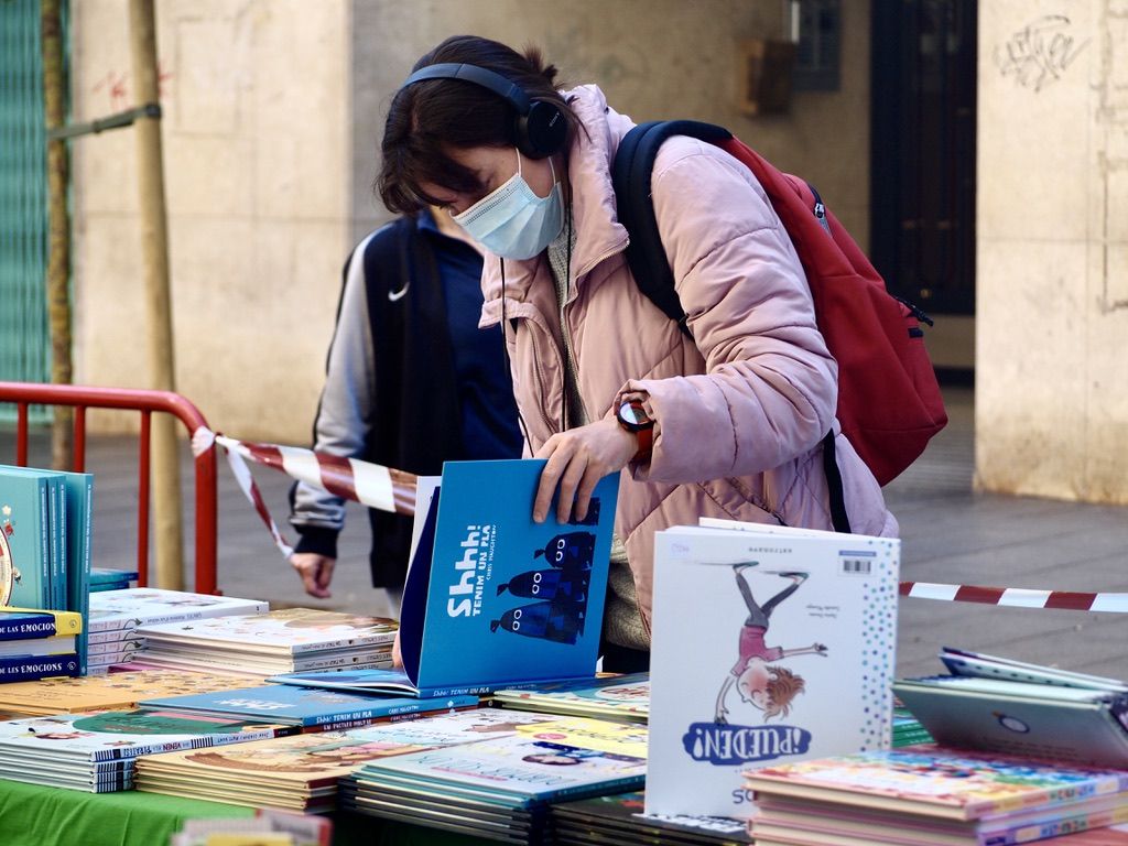 Sant Jordi 2021 a Cerdanyola. FOTO: Mónica García Moreno