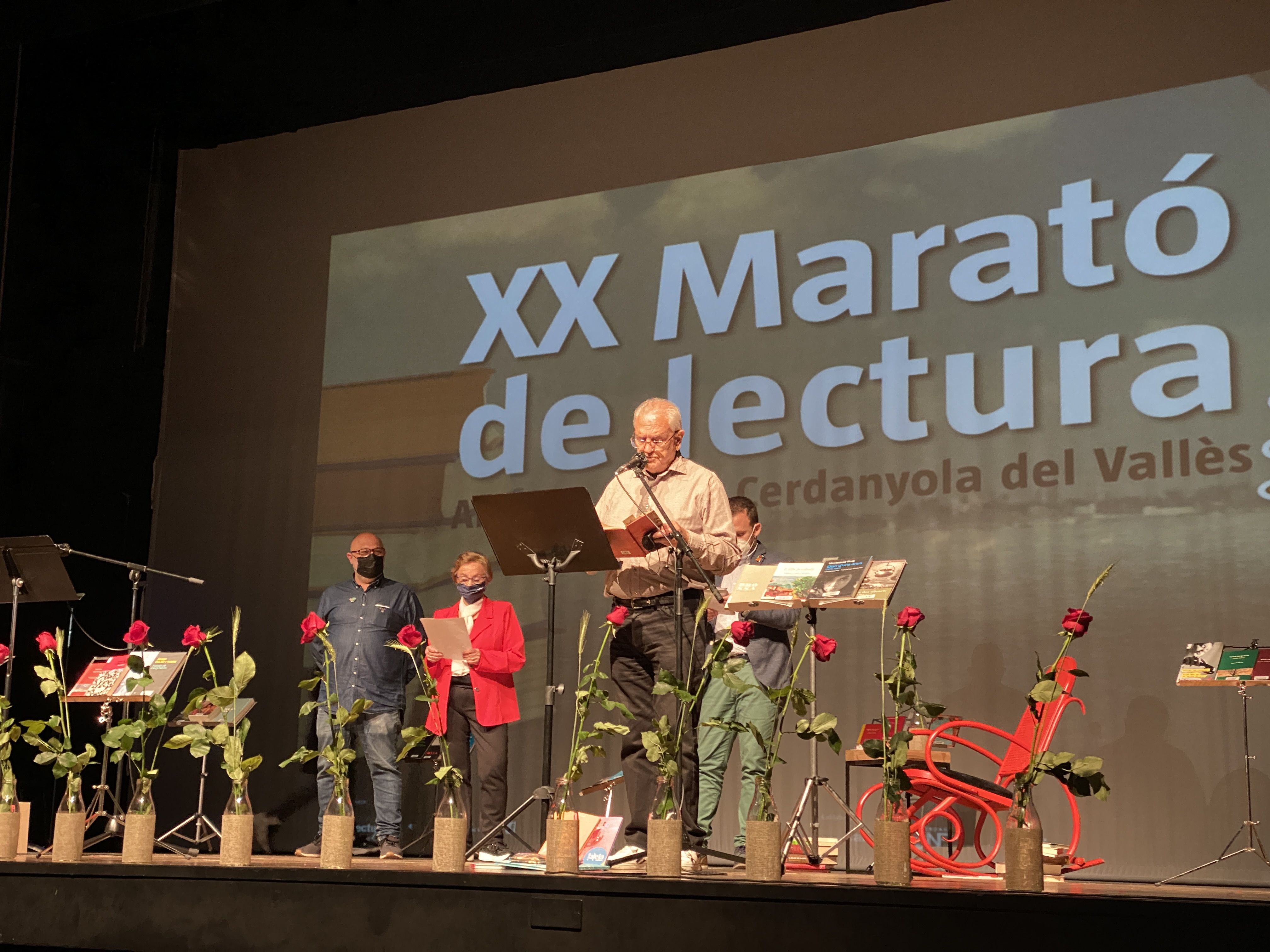 Marató de Lectura Sant Jordi 2021 a Cerdanyola. FOTO: Laura Arias