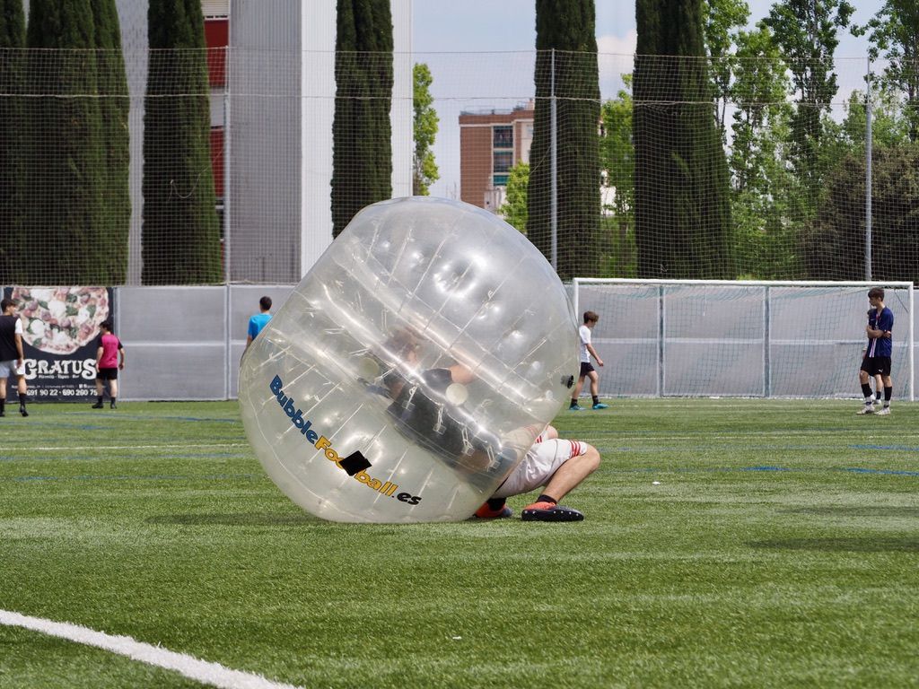 Bubble football a Fontetes / FOTO: Mònica Garcia